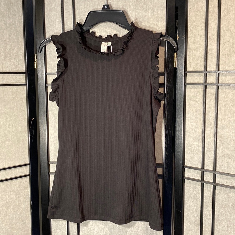 Hayden sleeveless basic top black size small - flutter neck and arms!  NWT!